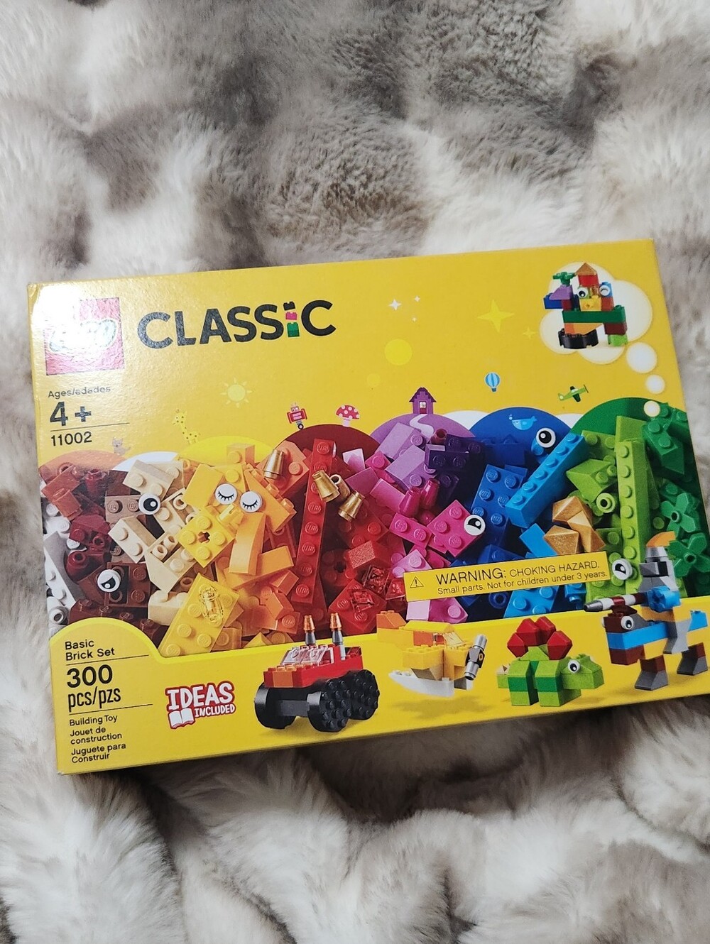 LEGO Classic Basic Brick Set 11002 300-Piece Building Toy 4+ Ideas Included